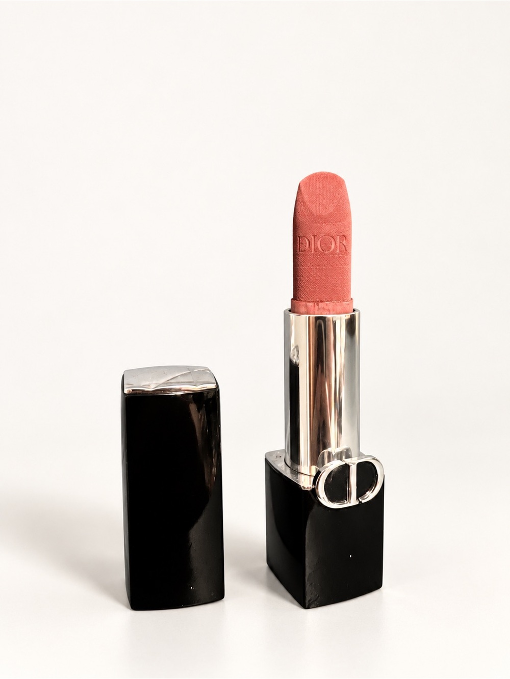 NWOB Dior Rouge Dior 221 Frou-Frou Velvet Lipstick Full Size